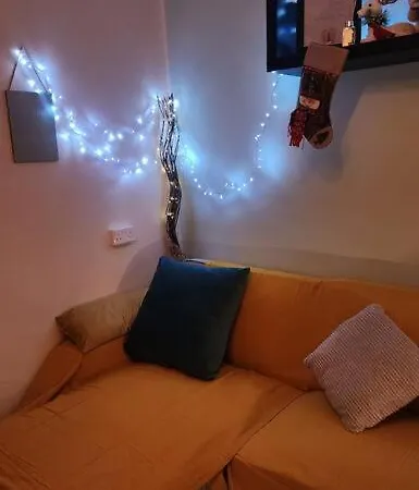 Safari House With Fireplace Feriehus